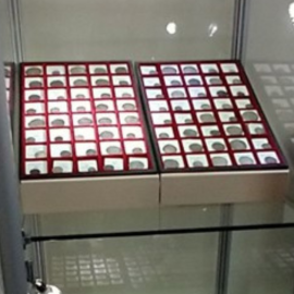 coins display